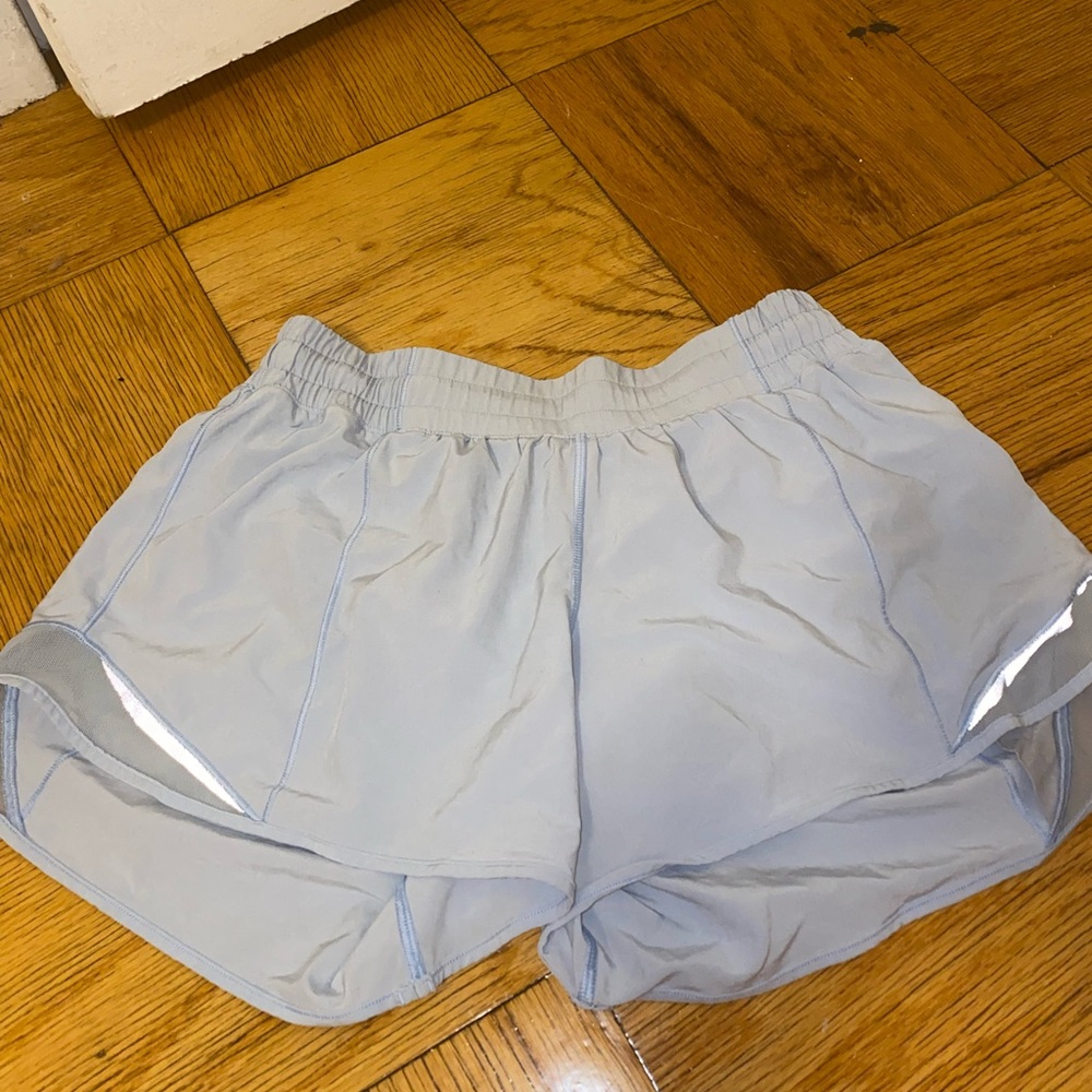 Lululemon hotty hot short II long 4’